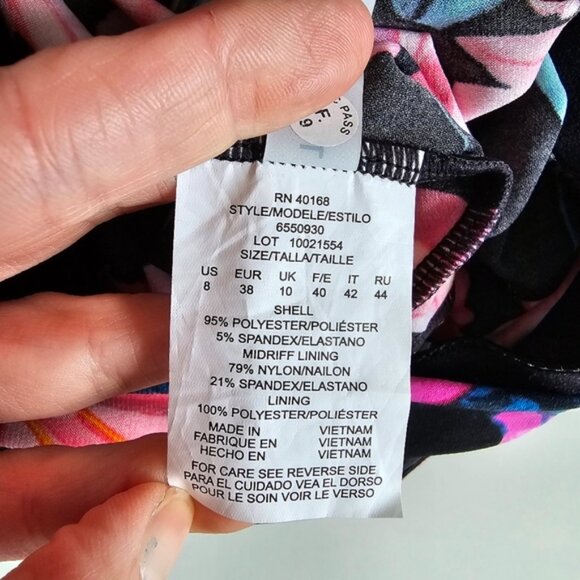 Trimshaper Lily Floral Tankini Swim Top Size 8 New - Picture 8 of 8